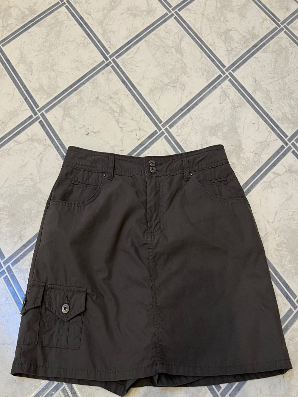 Gloria Vanderbilt cargo skirt